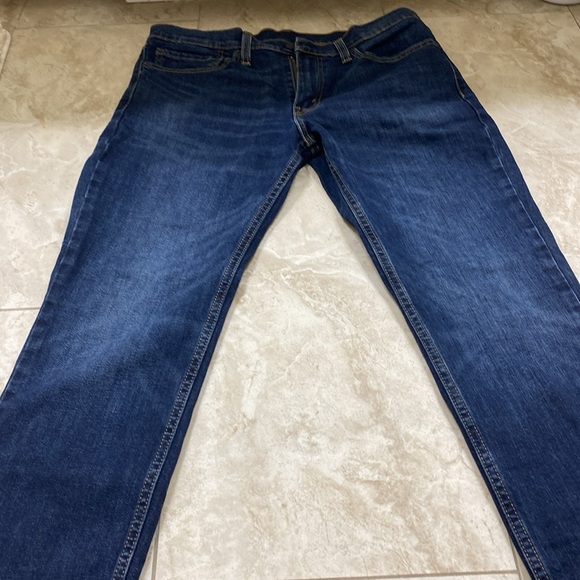 Like new Levi’s 511. 34/30 tapered leg - Picture 3 of 3